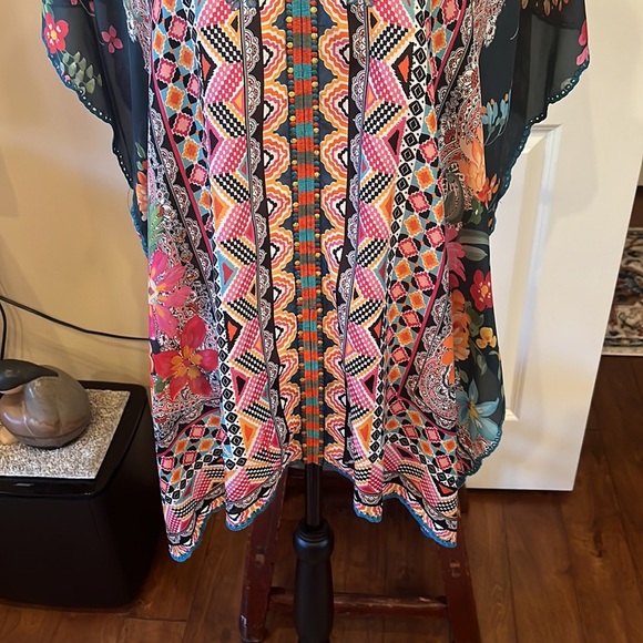 COPY - Johnny Was Silk Tunic - Picture 3 of 15